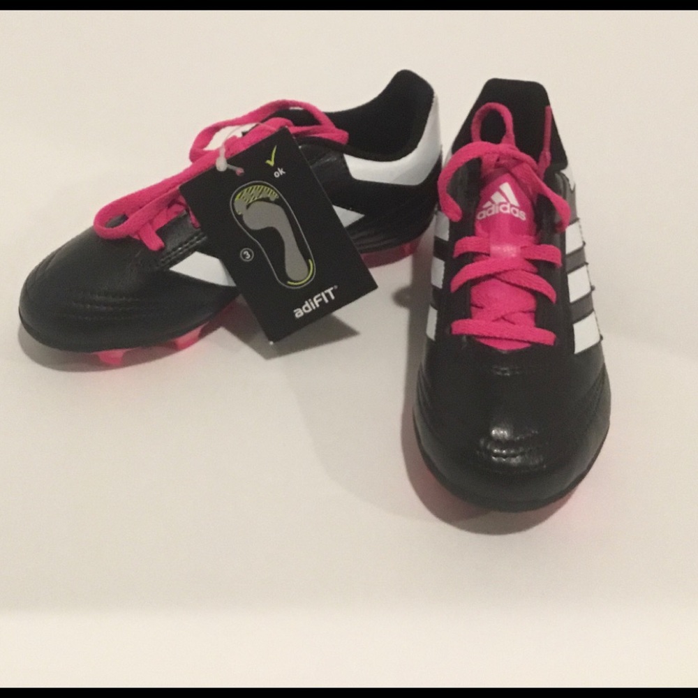 New Adidas soccer cleats sz 12 1/2k